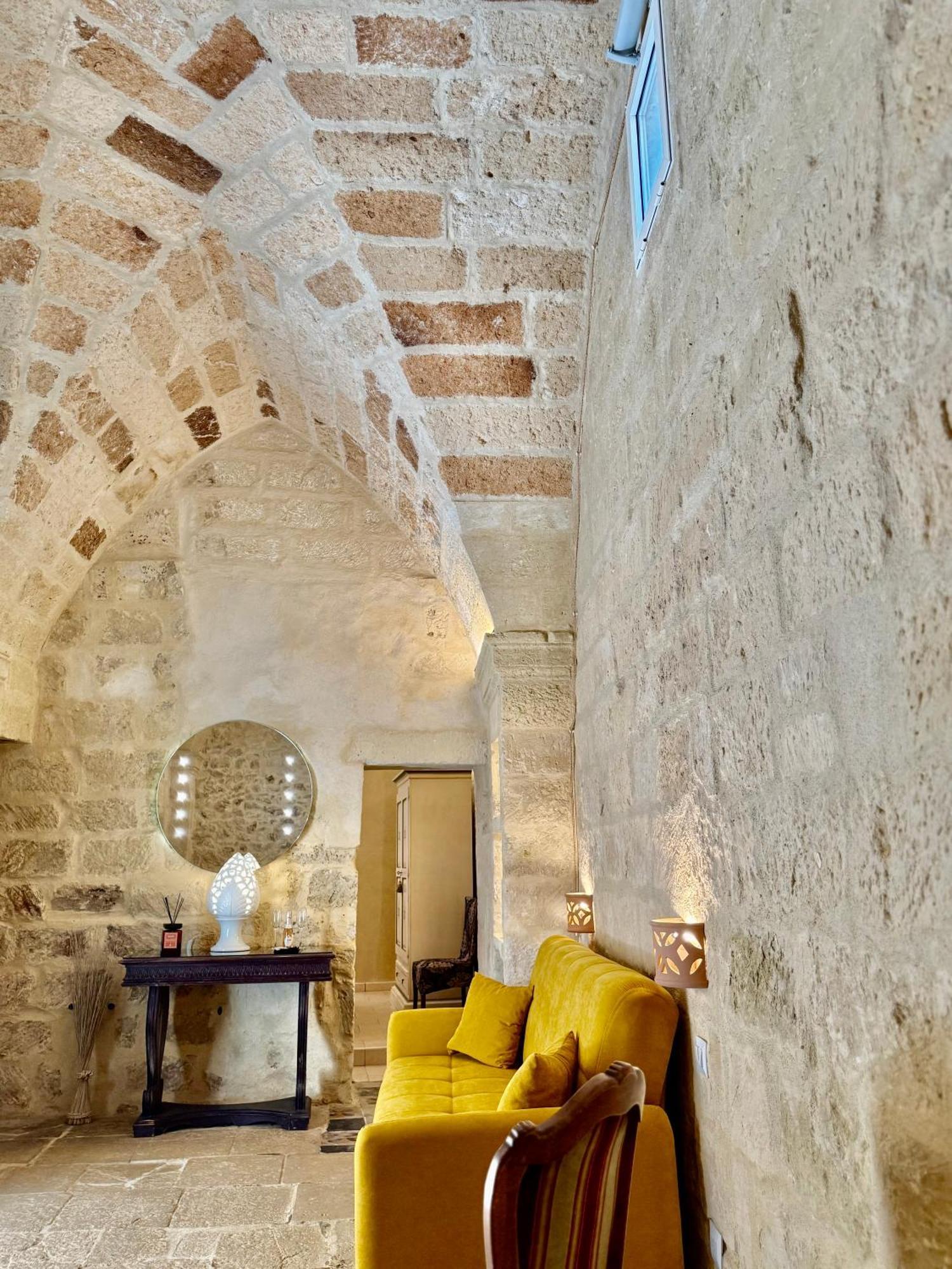 Palazzo Storico Riccardi Rollo *